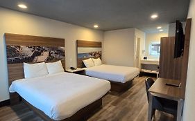 Hyland Inn Near Legoland